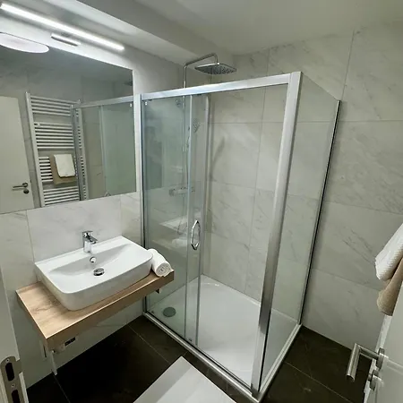 Luxury Penthouse - Castle View, Terrace, Center