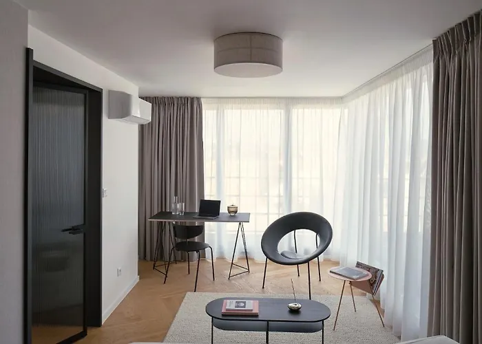 Luxury Penthouse - Castle View, Terrace, Center * Prága