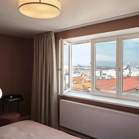 Luxury Penthouse - Castle View, Terrace, Center Apartman Prága