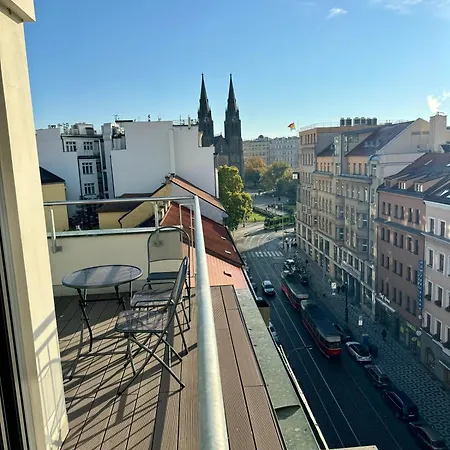 Luxury Penthouse - Castle View, Terrace, Center Prága